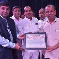 Logo-Design für die Firma xy