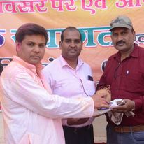 Logo-Design für die Firma xy